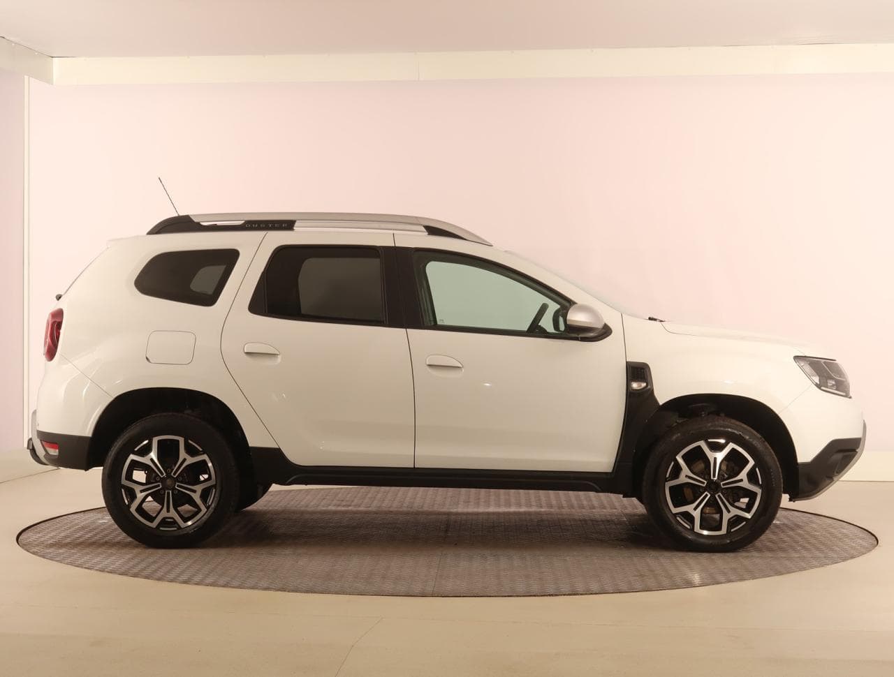 2020 Dacia DUSTER - 18