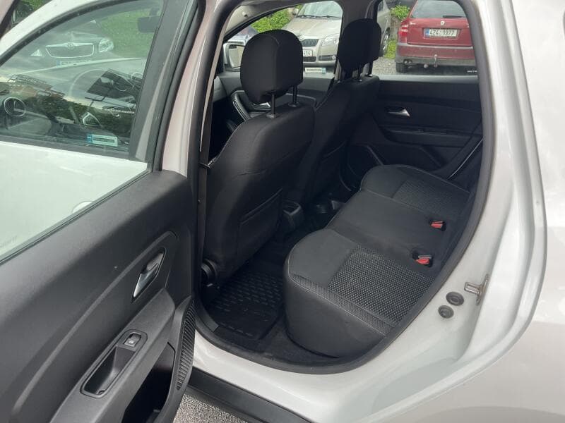 2021 Dacia DUSTER - 16