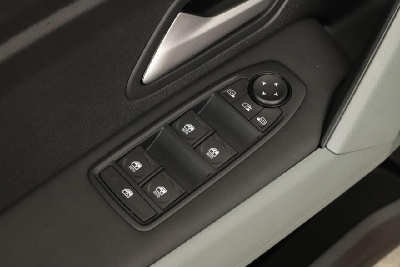 2025 Dacia DUSTER - 29