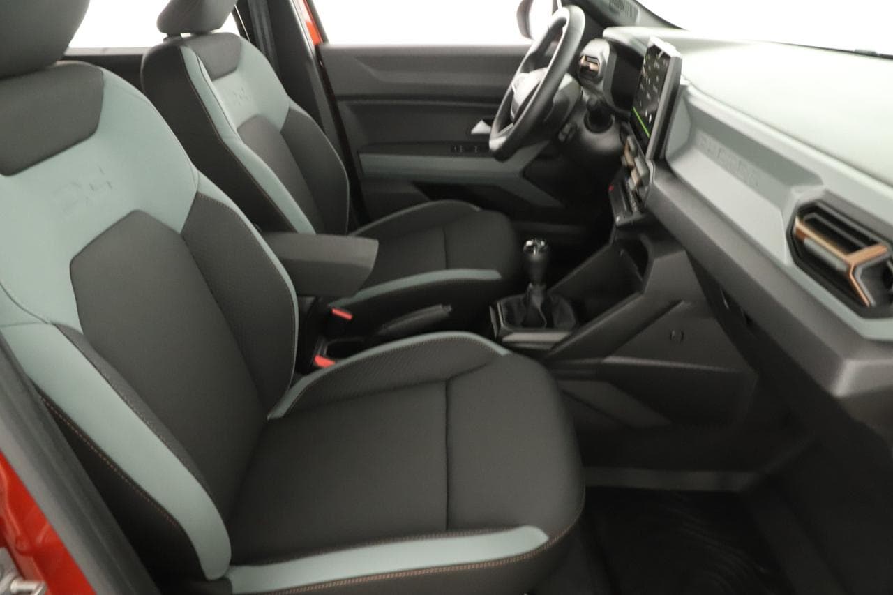 2025 Dacia DUSTER - 20