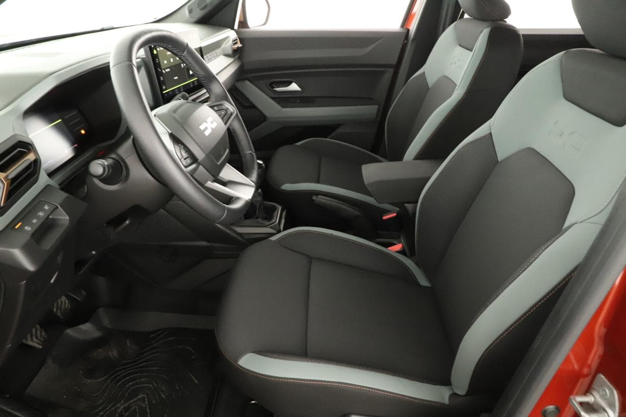 2025 Dacia DUSTER - 24