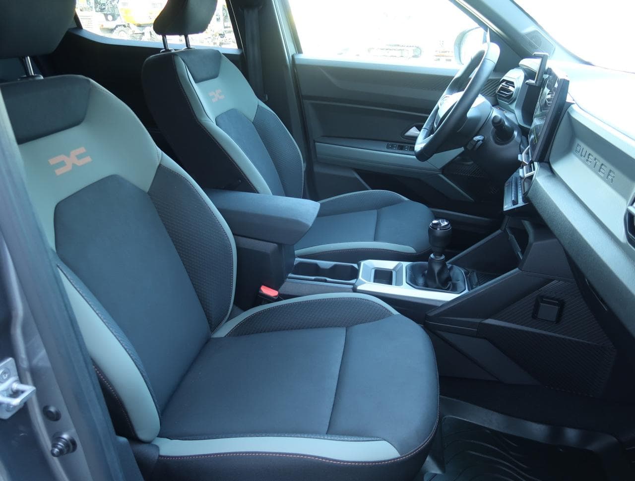 2024 Dacia DUSTER - 19