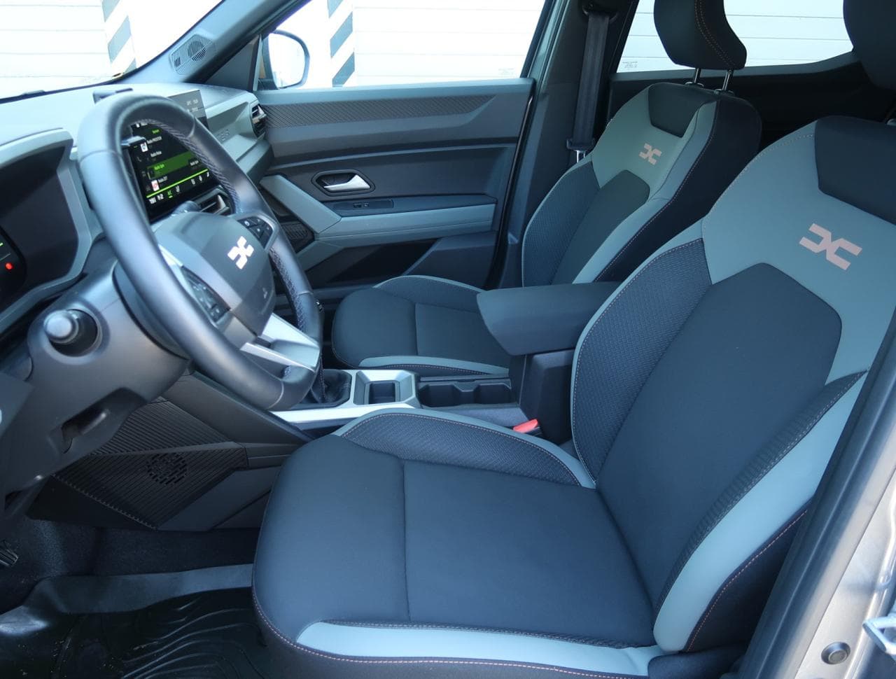2024 Dacia DUSTER - 26