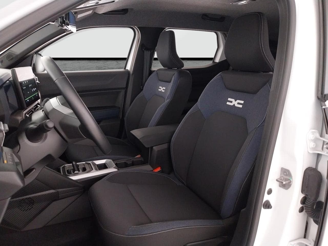 2025 Dacia DUSTER - 16