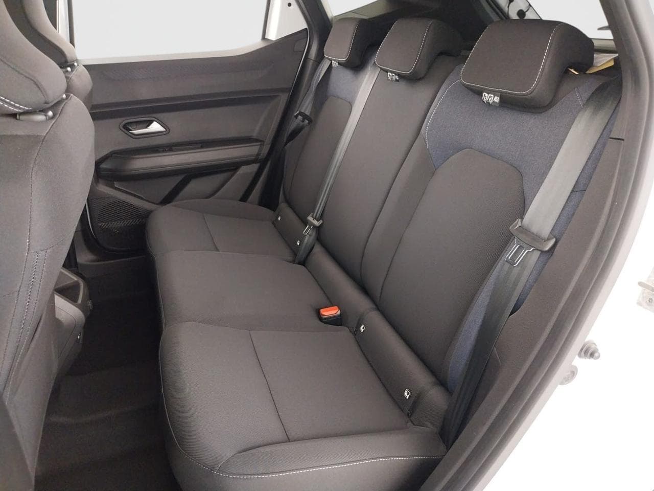 2025 Dacia DUSTER - 15