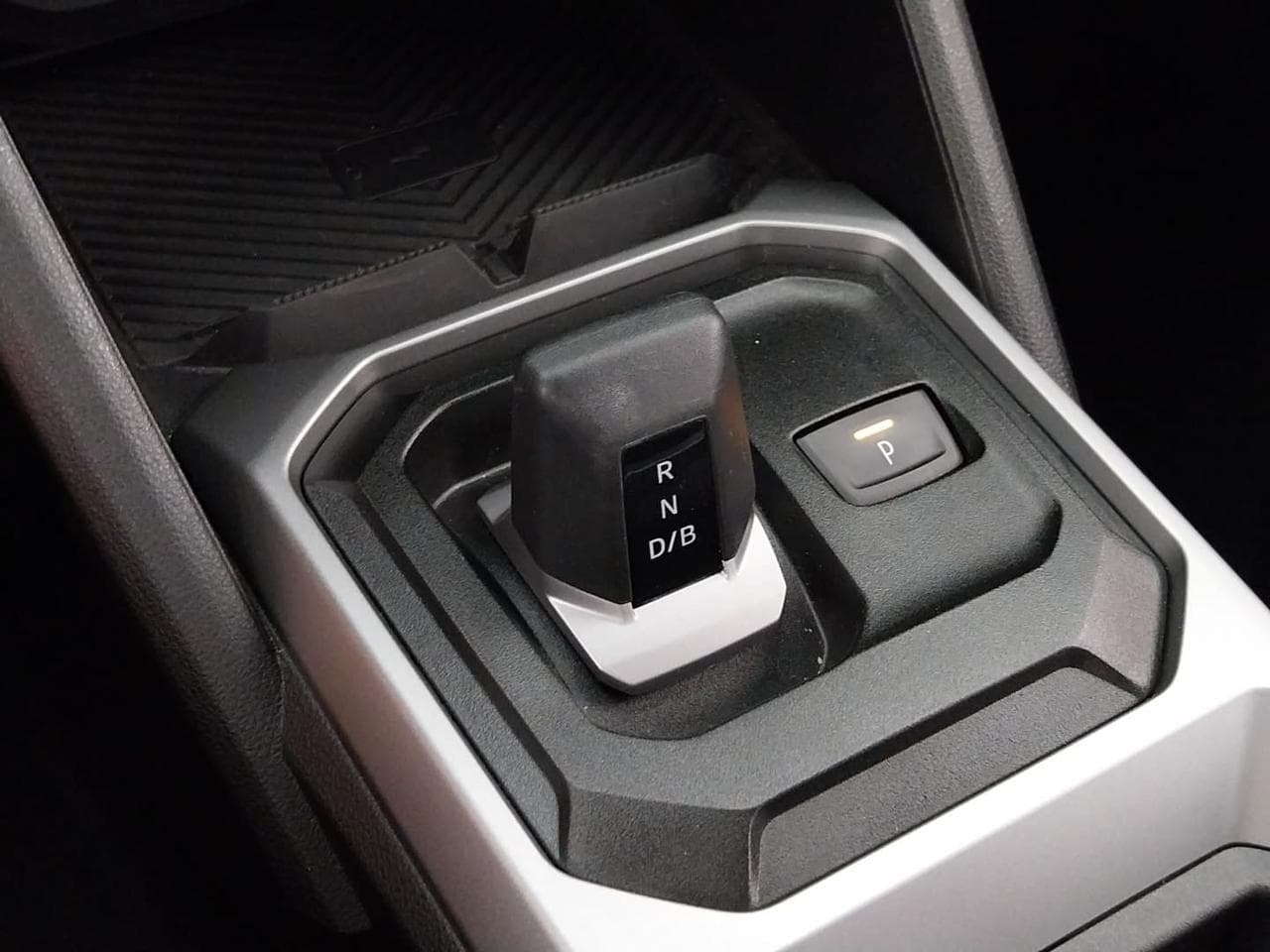 2025 Dacia DUSTER - 19