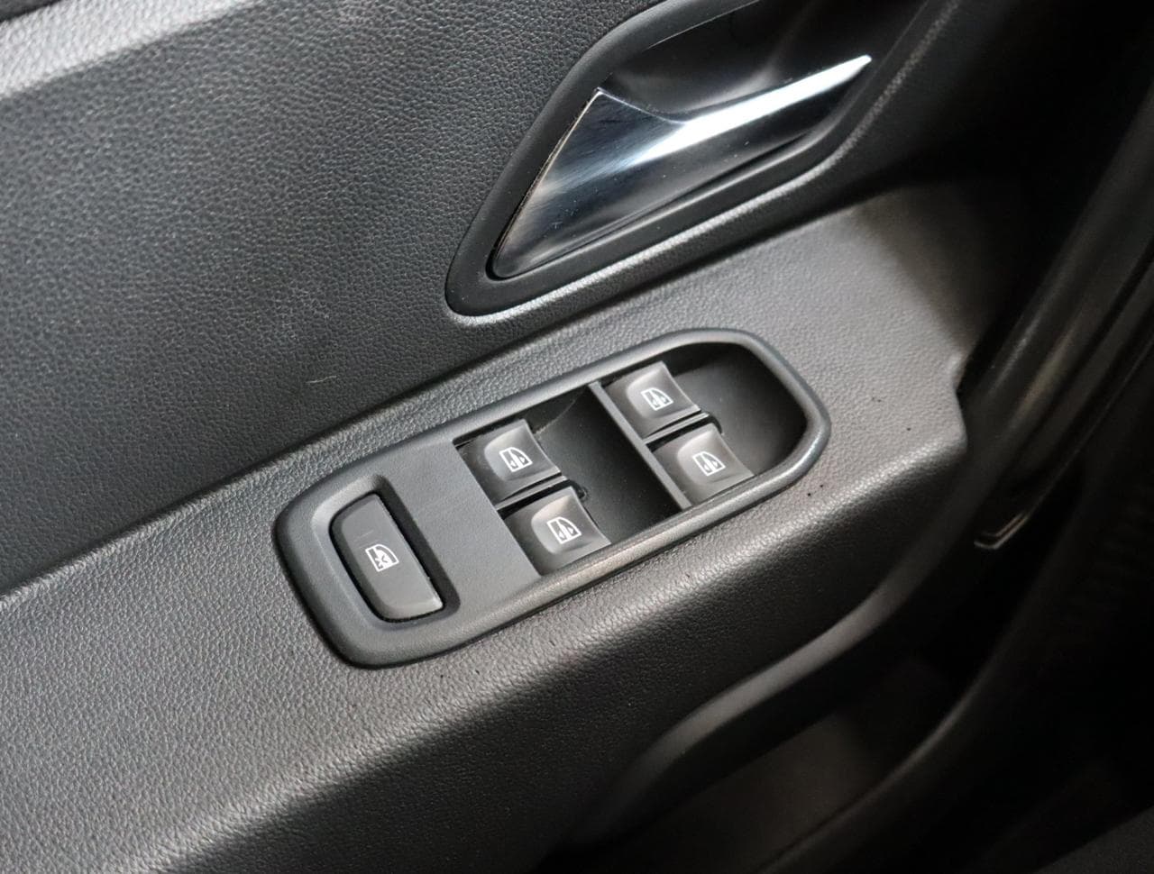 2019 Dacia DUSTER - 19