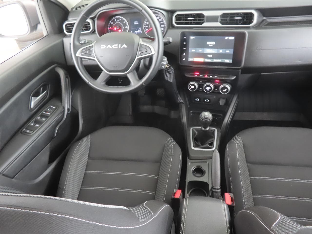 2024 Dacia DUSTER - 9