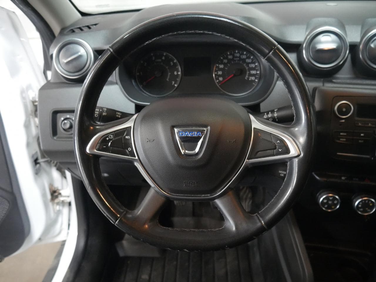2020 Dacia DUSTER - 13