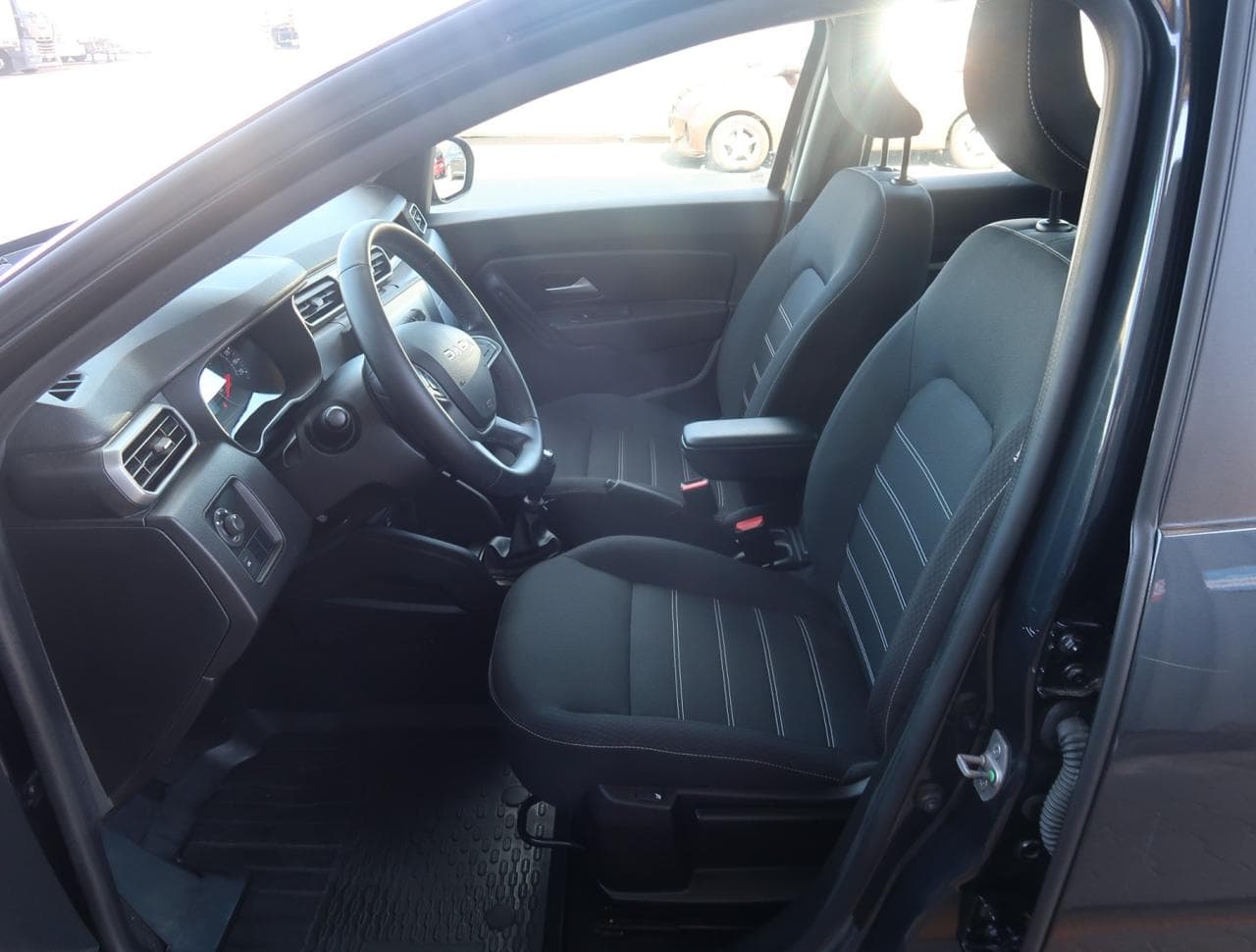 2024 Dacia DUSTER - 16