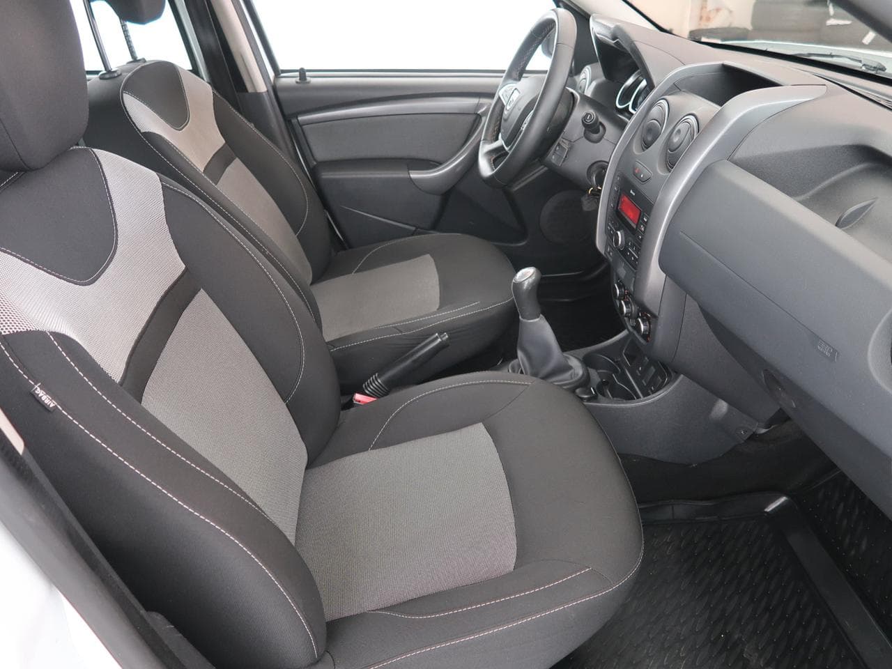 2017 Dacia DUSTER - 12