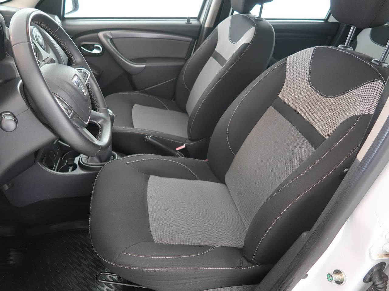 2017 Dacia DUSTER - 16