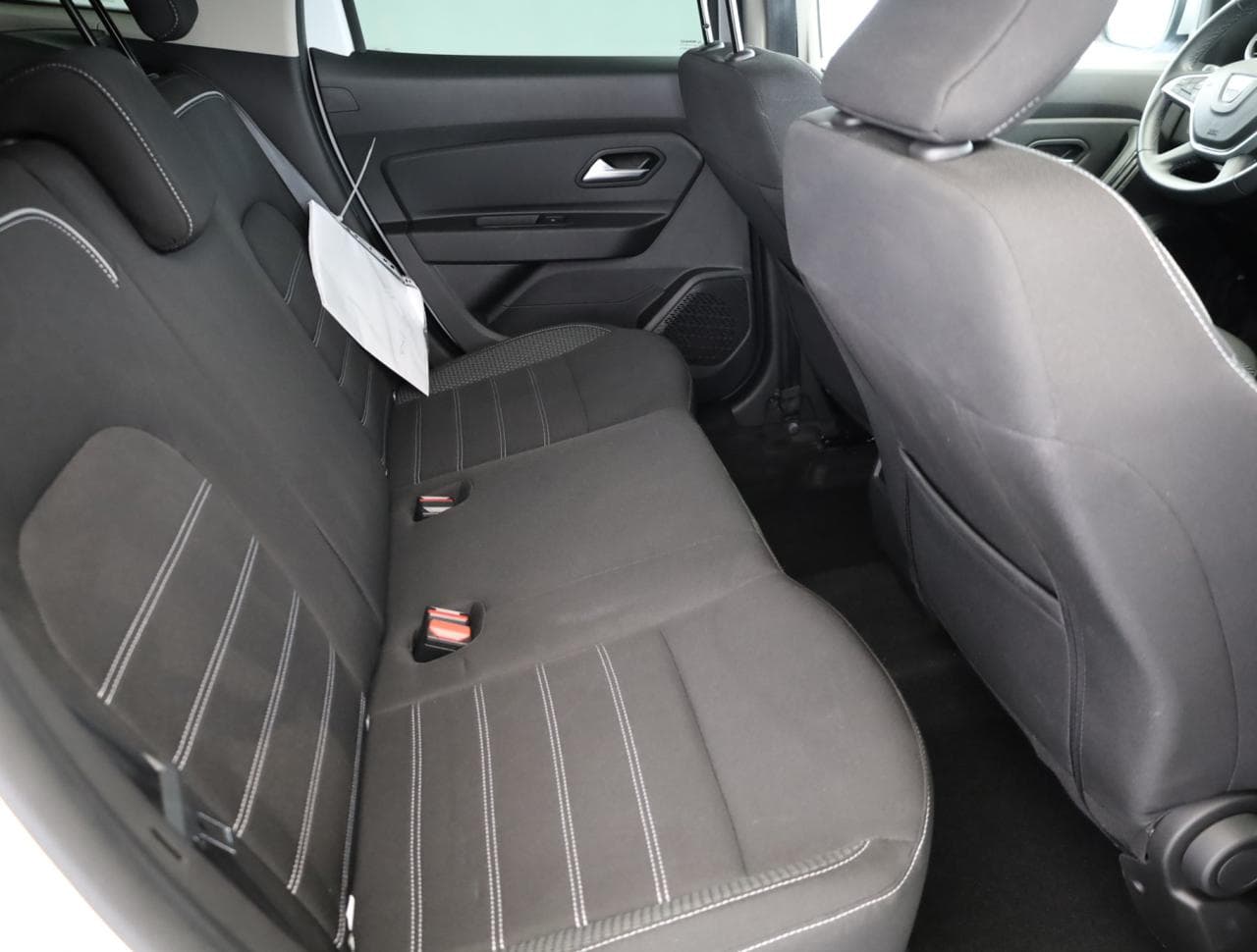 2022 Dacia DUSTER - 11