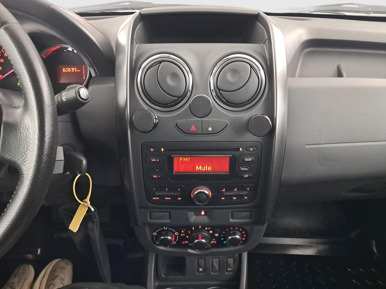 2015 Dacia DUSTER - 18