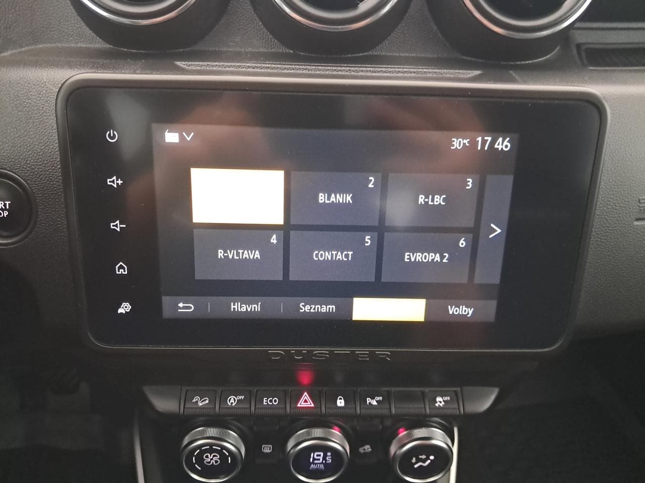 2022 Dacia DUSTER - 19