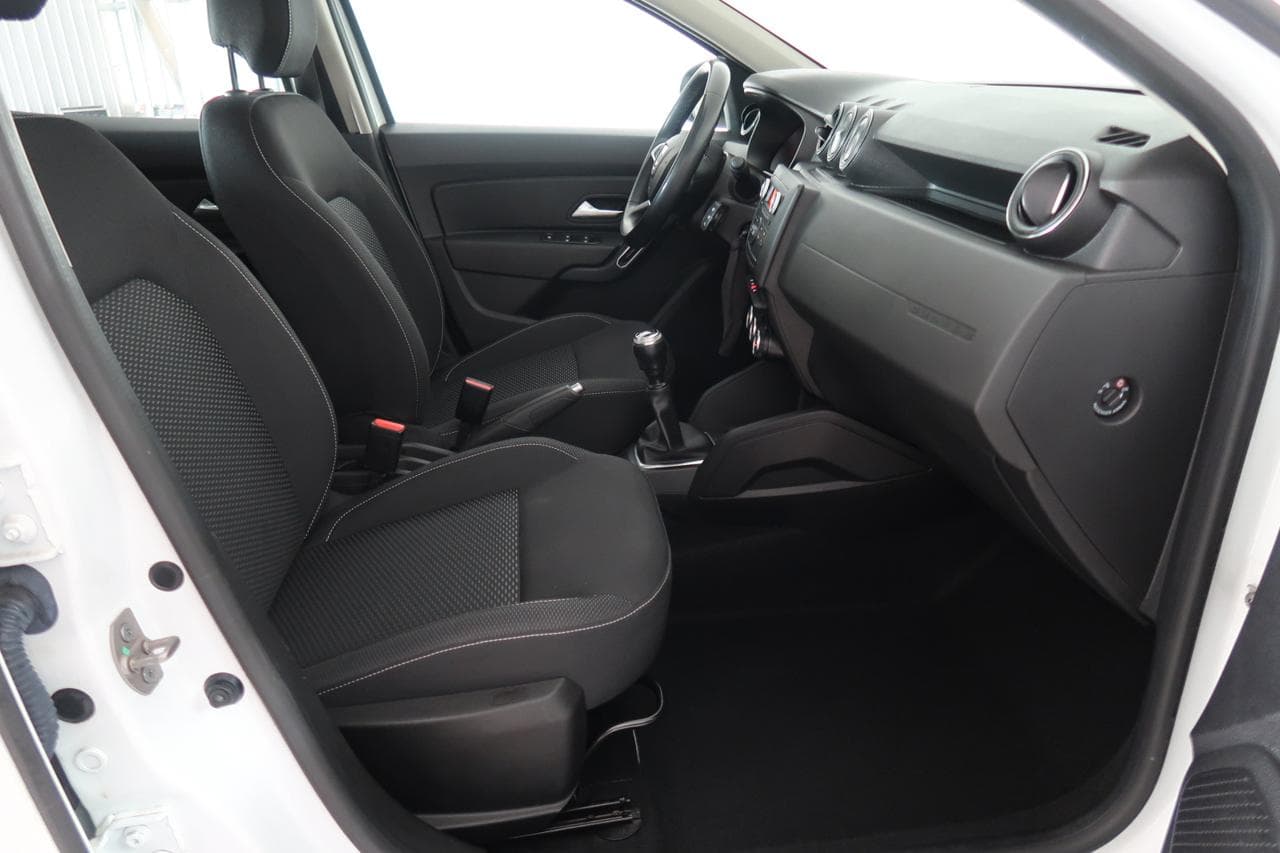 2020 Dacia DUSTER - 12