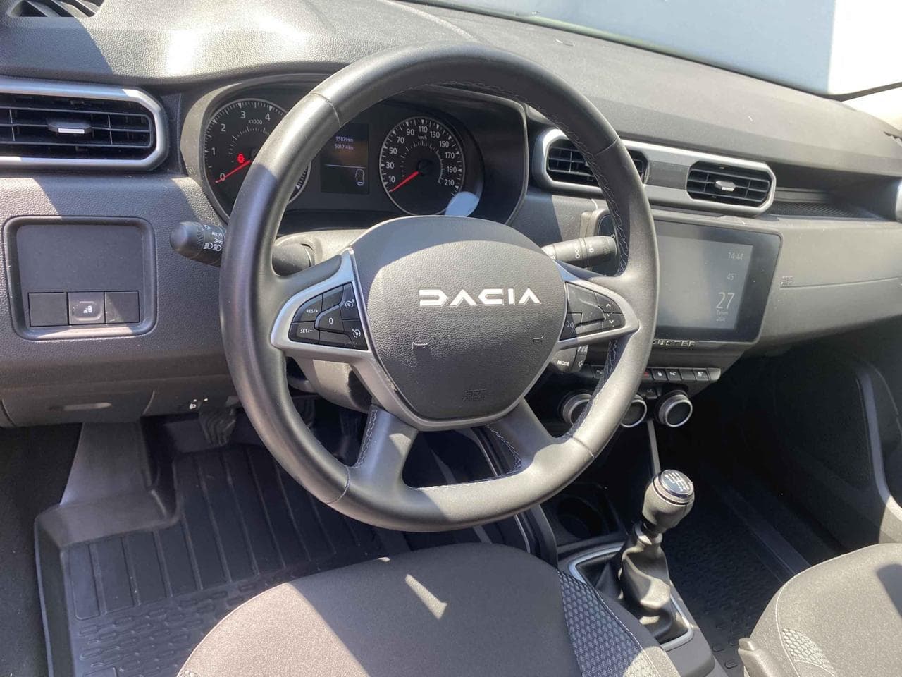 2023 Dacia DUSTER - 13