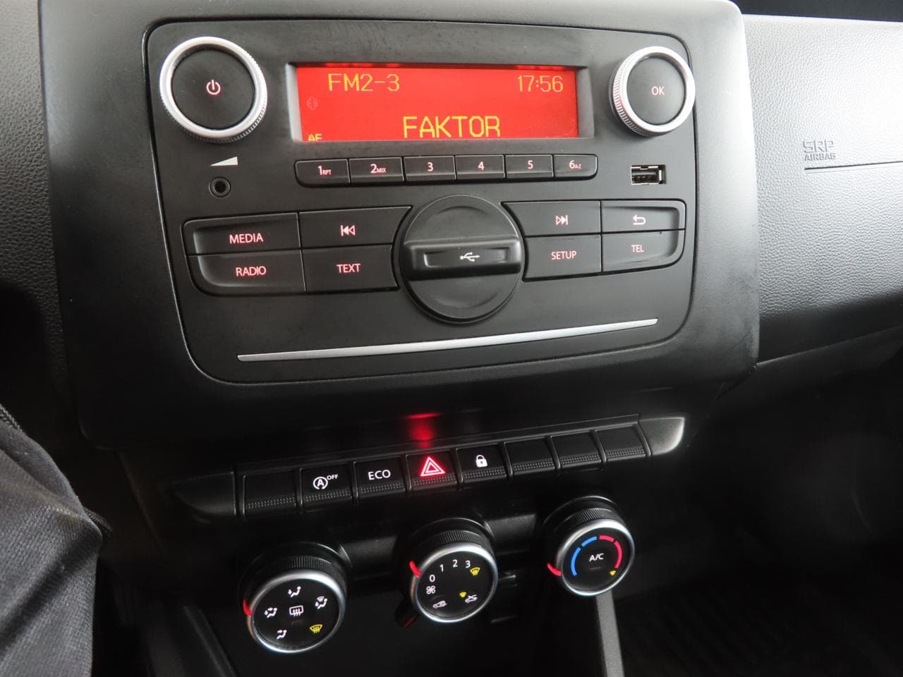 2021 Dacia DUSTER - 18