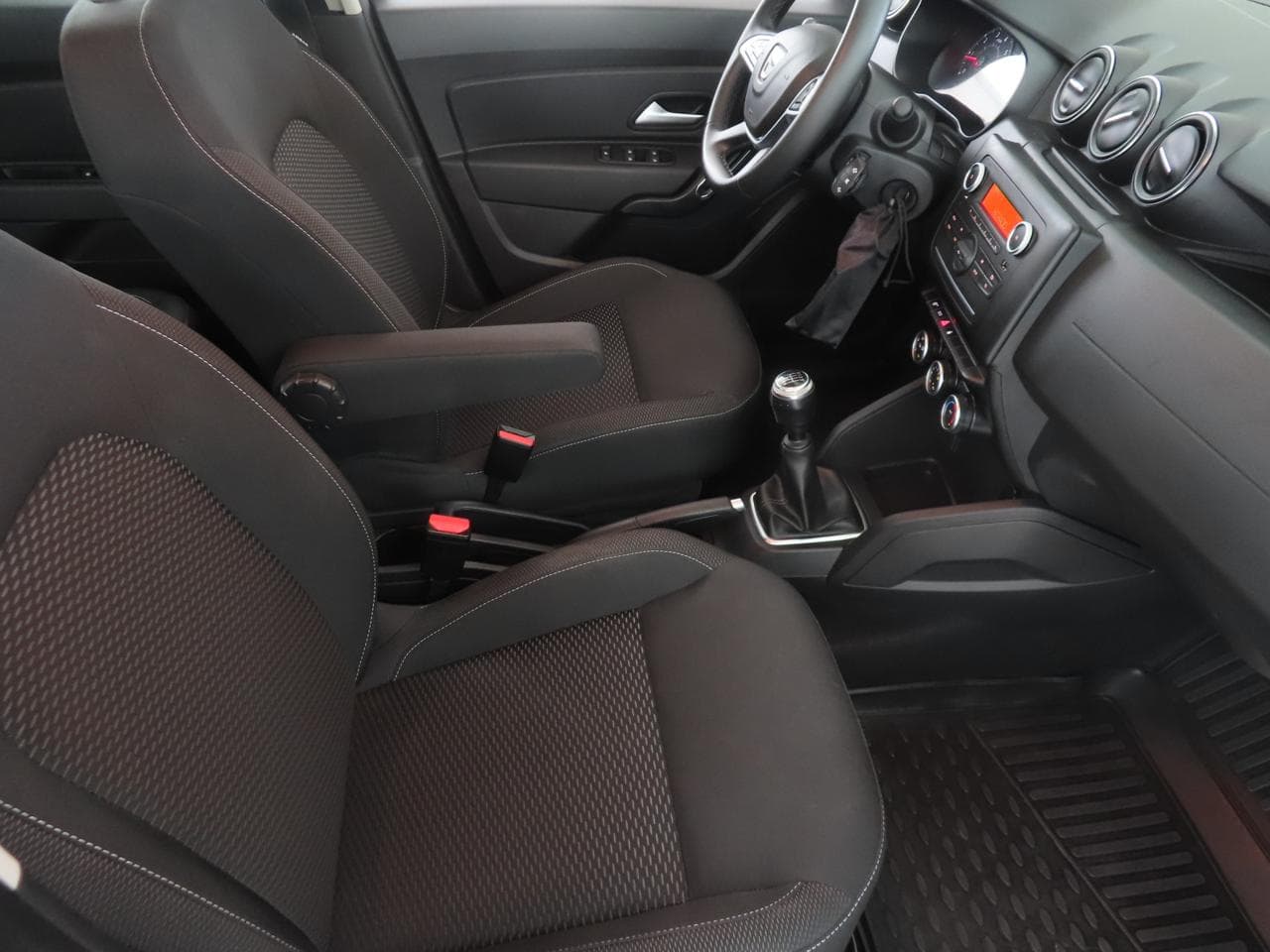 2021 Dacia DUSTER - 12