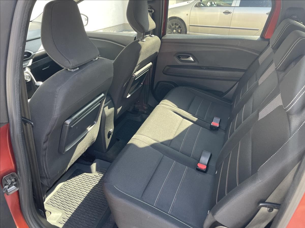 2022 Dacia Jogger - 33