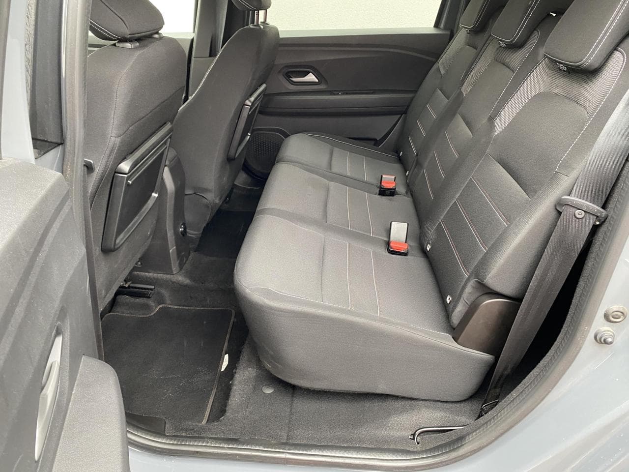 2023 Dacia Jogger - 11