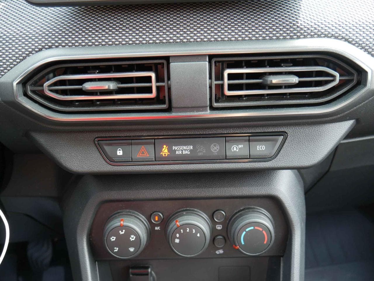 2022 Dacia JOGGER - 26