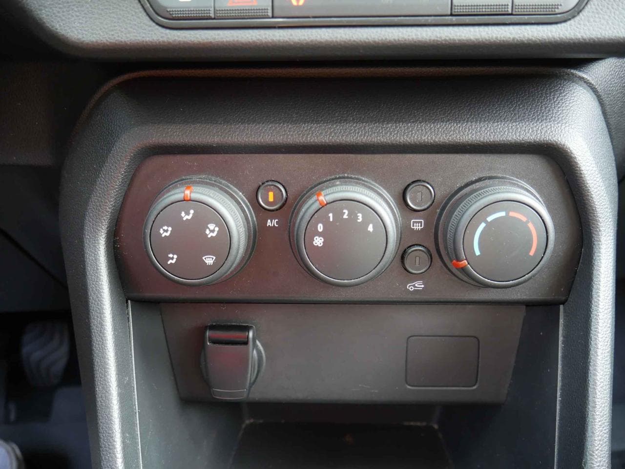 2022 Dacia JOGGER - 27