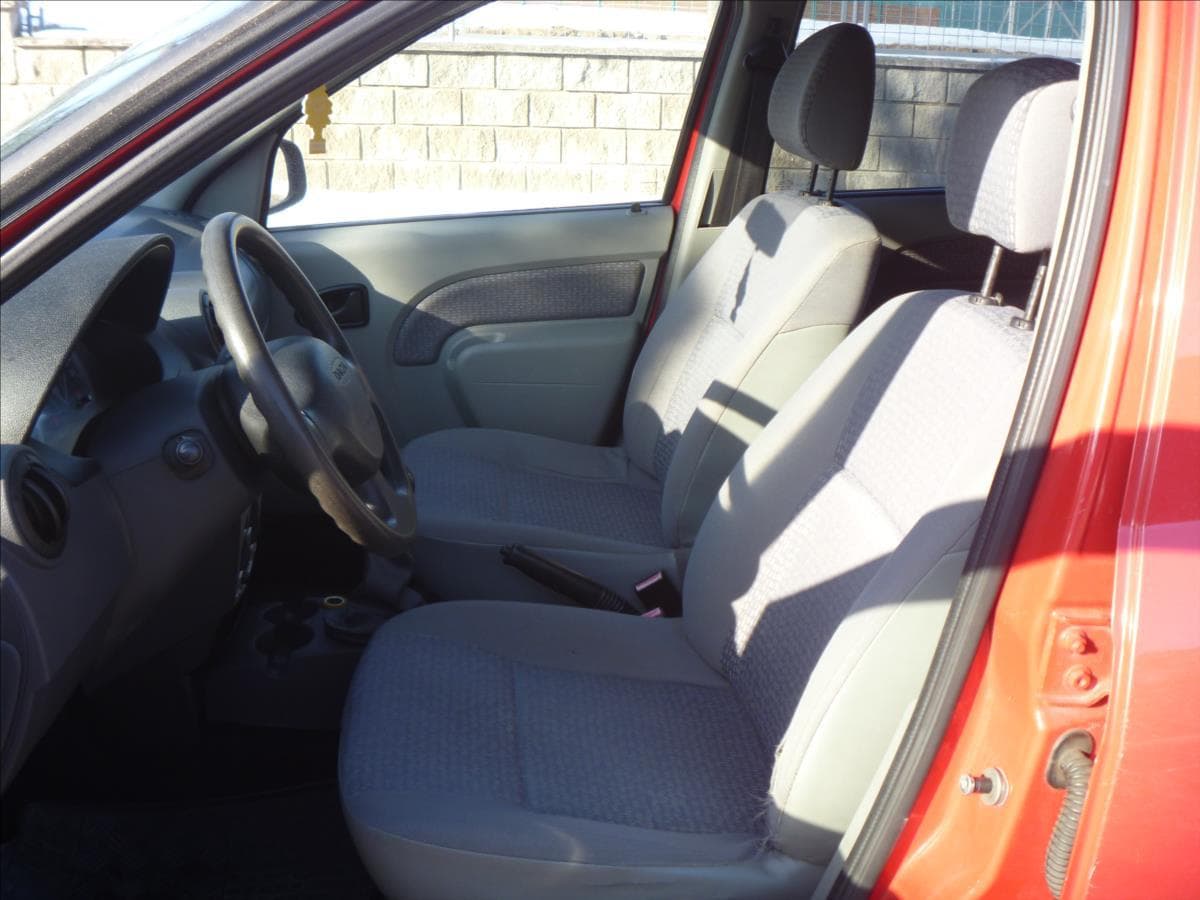 2008 Dacia Logan - 7