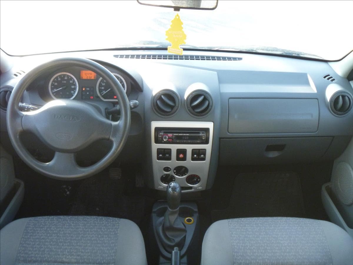 2008 Dacia Logan - 11