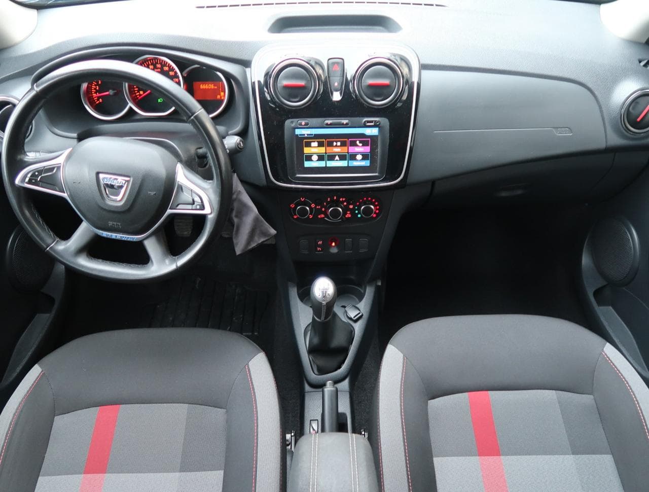 2019 Dacia Logan - 10