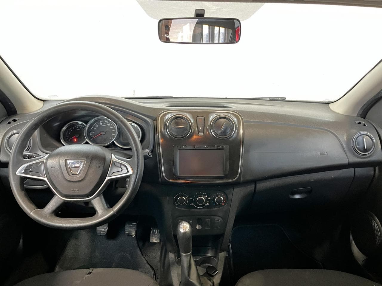 2017 Dacia LOGAN - 8