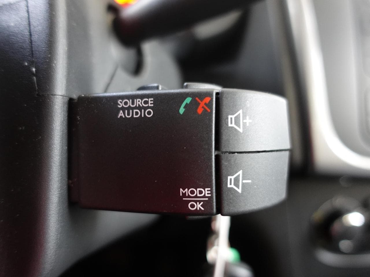 2014 Dacia Logan - 14