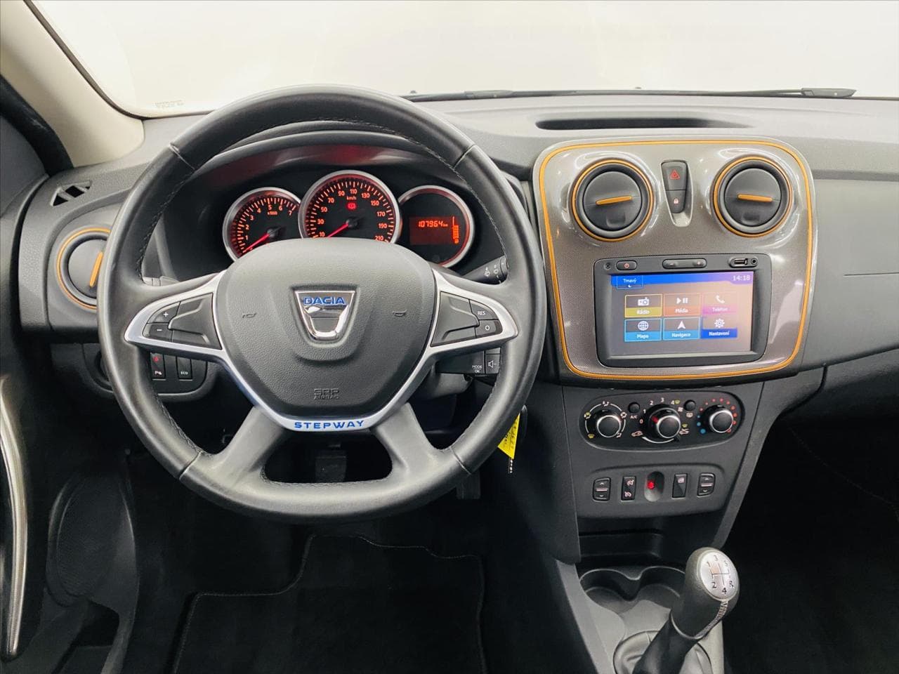 2017 Dacia Logan - 10