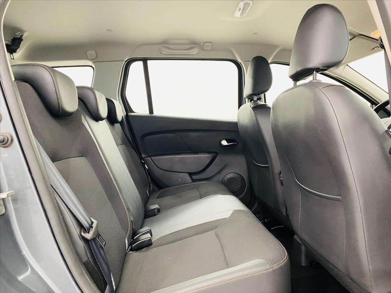 2017 Dacia Logan - 8