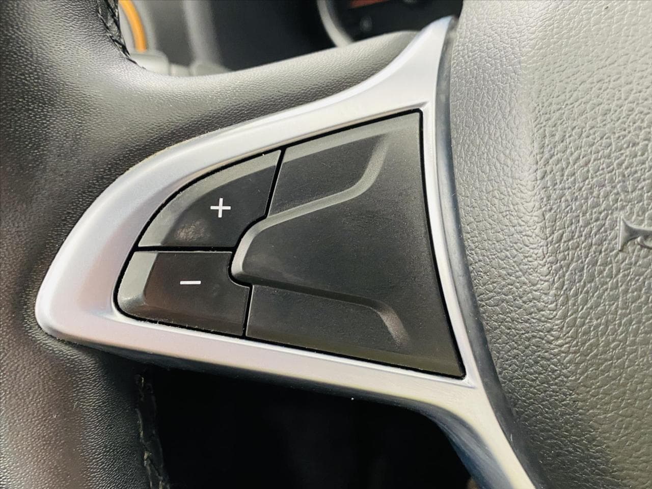 2017 Dacia Logan - 14