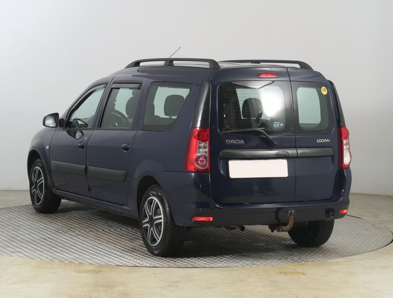 2011 Dacia Logan - 5