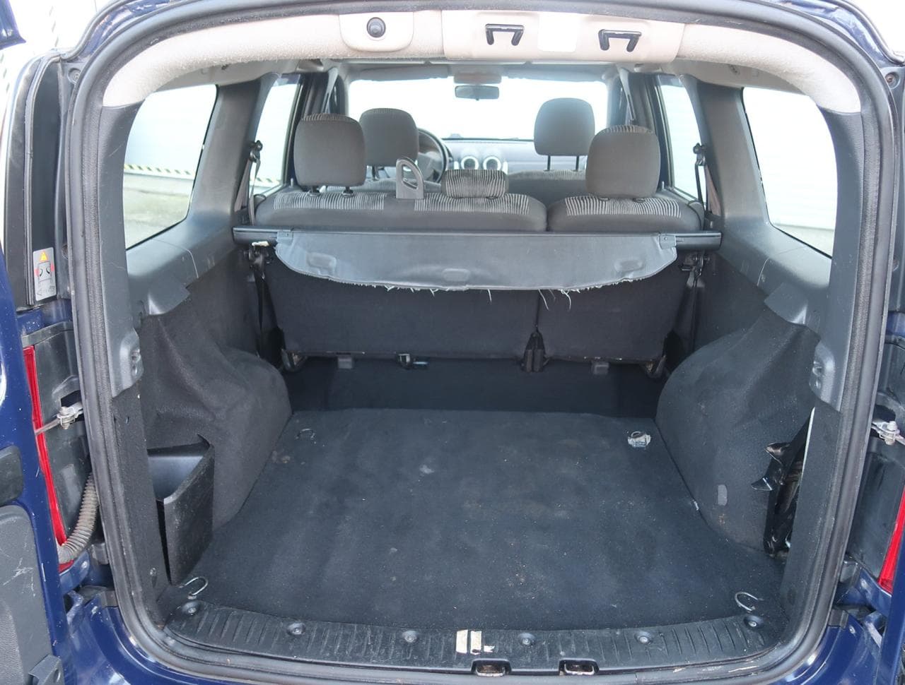 2011 Dacia Logan - 19