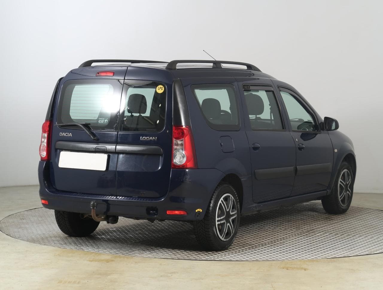 2011 Dacia Logan - 7