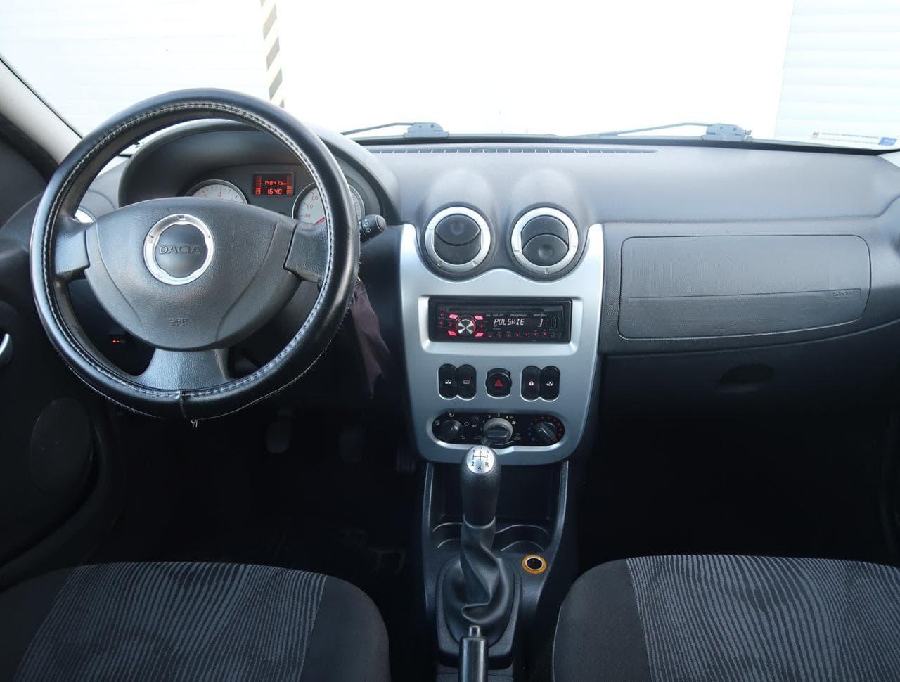 2011 Dacia Logan - 10