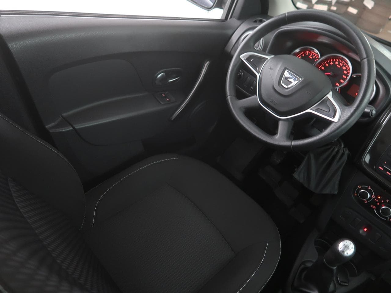 2017 Dacia LOGAN - 9