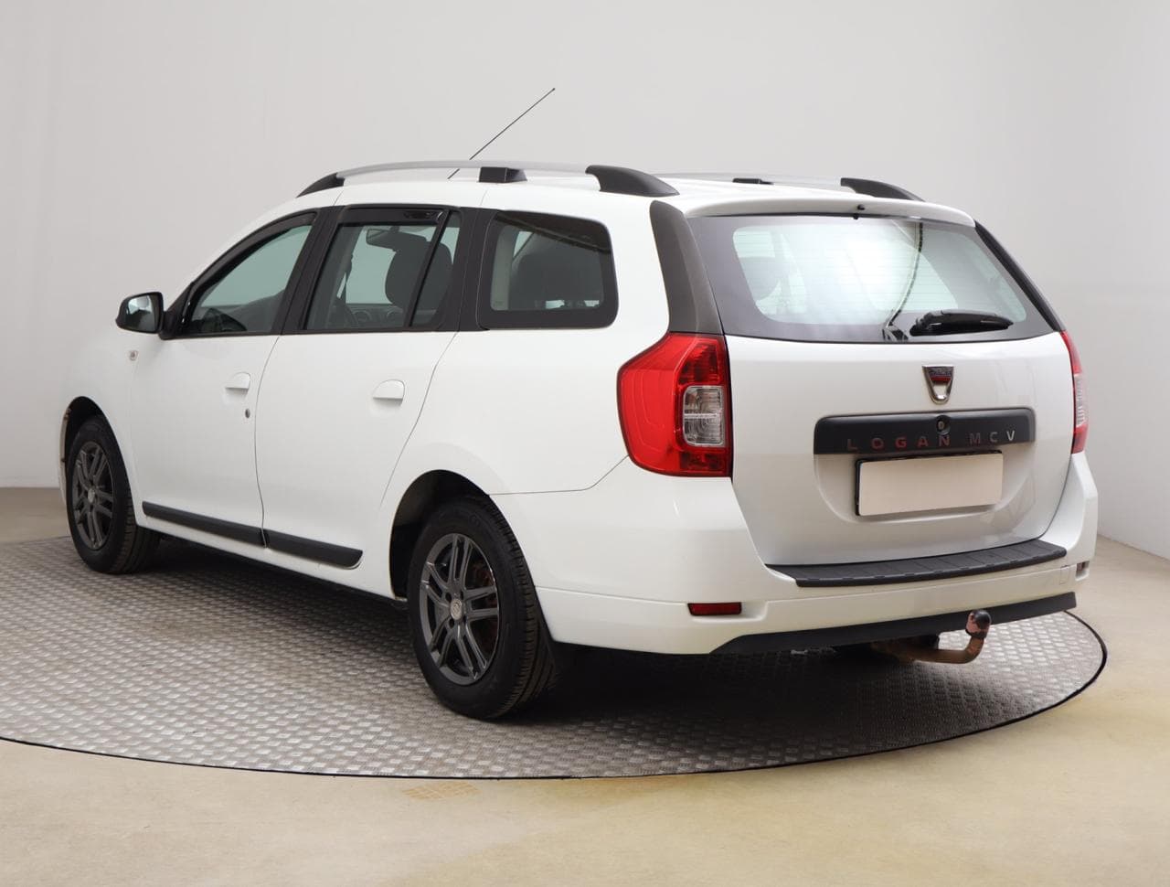 2019 Dacia Logan - 9