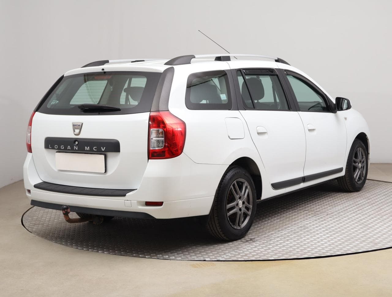 2019 Dacia Logan - 13