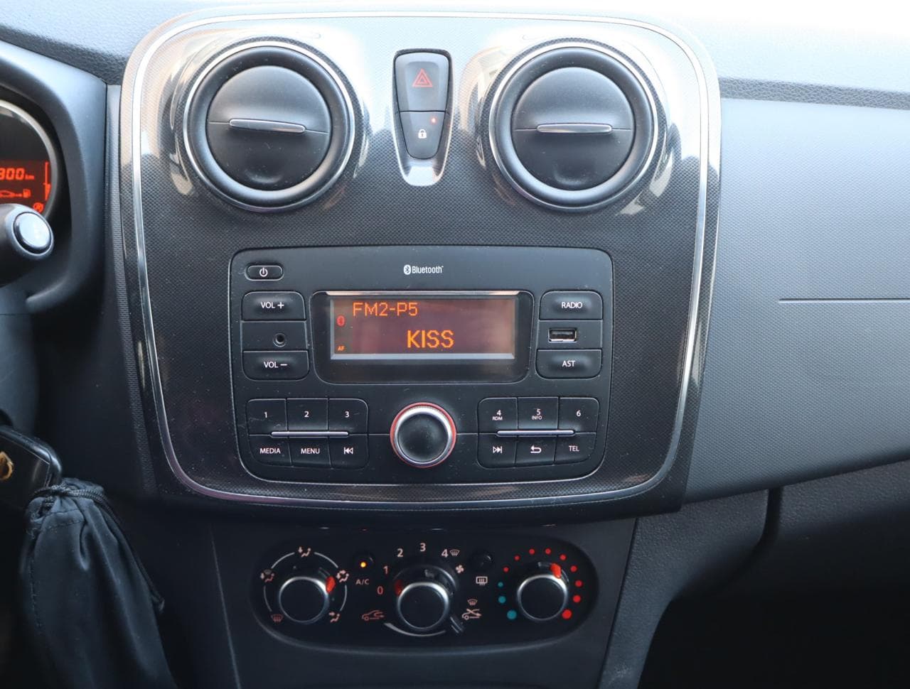 2019 Dacia Logan - 35