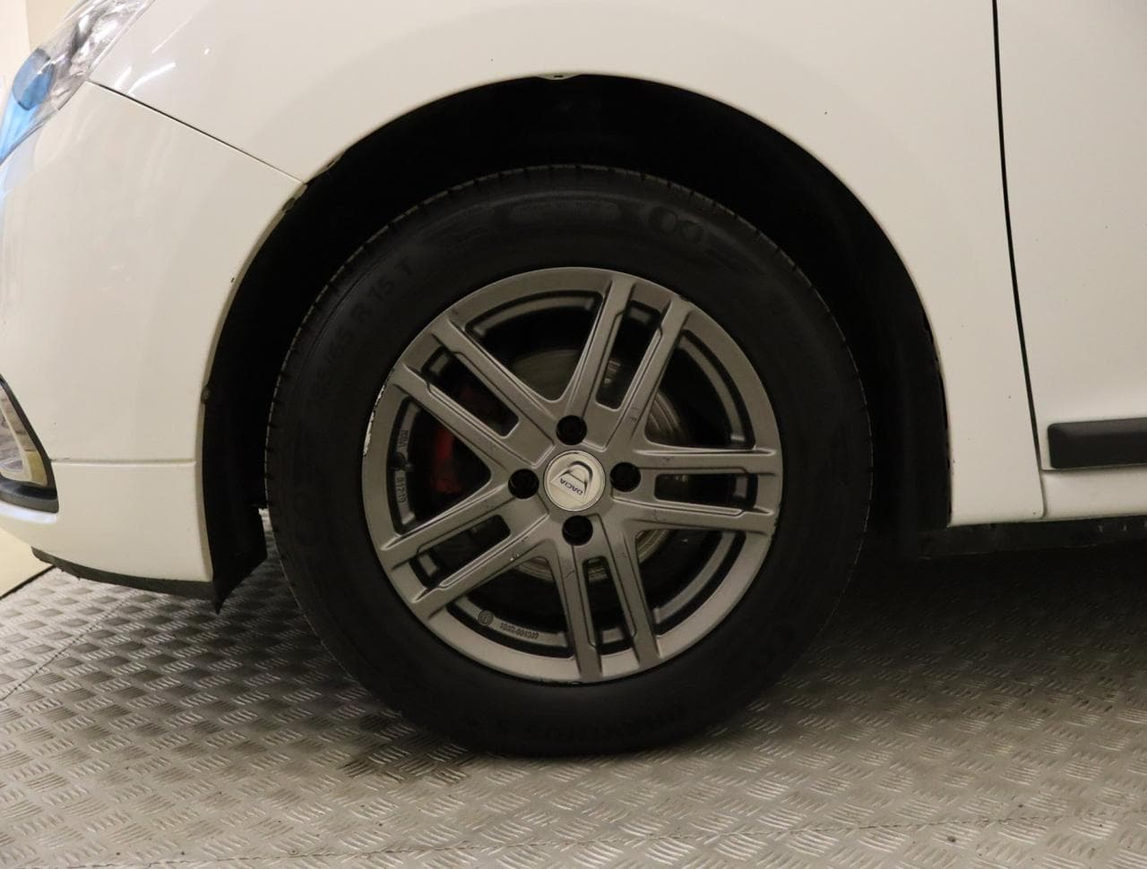 2019 Dacia Logan - 39