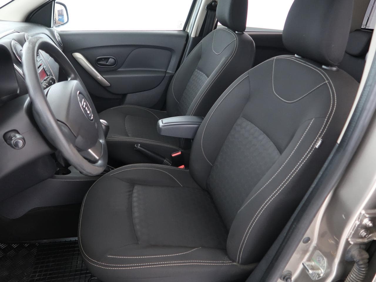 2014 Dacia LOGAN - 16