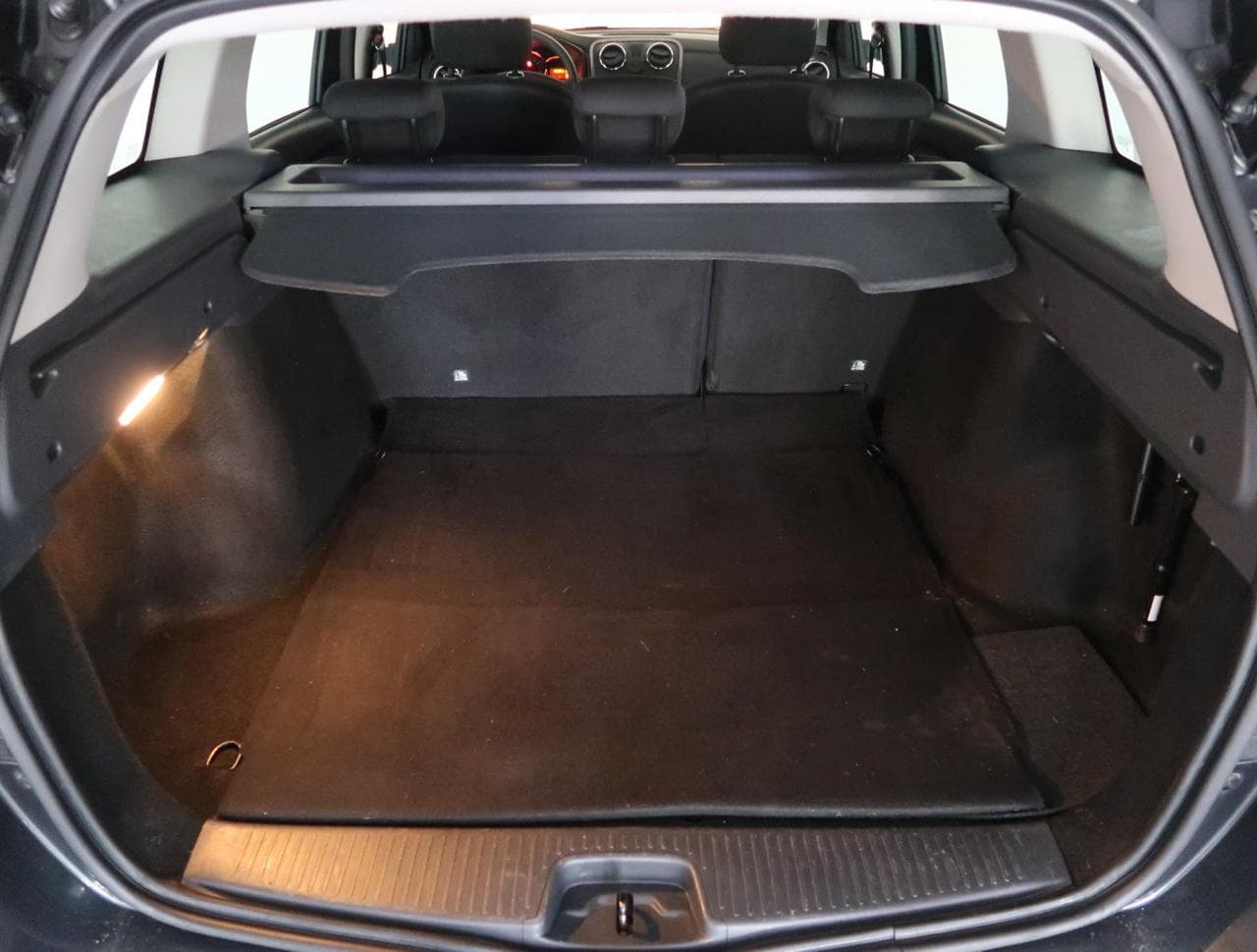 2016 Dacia LOGAN - 32