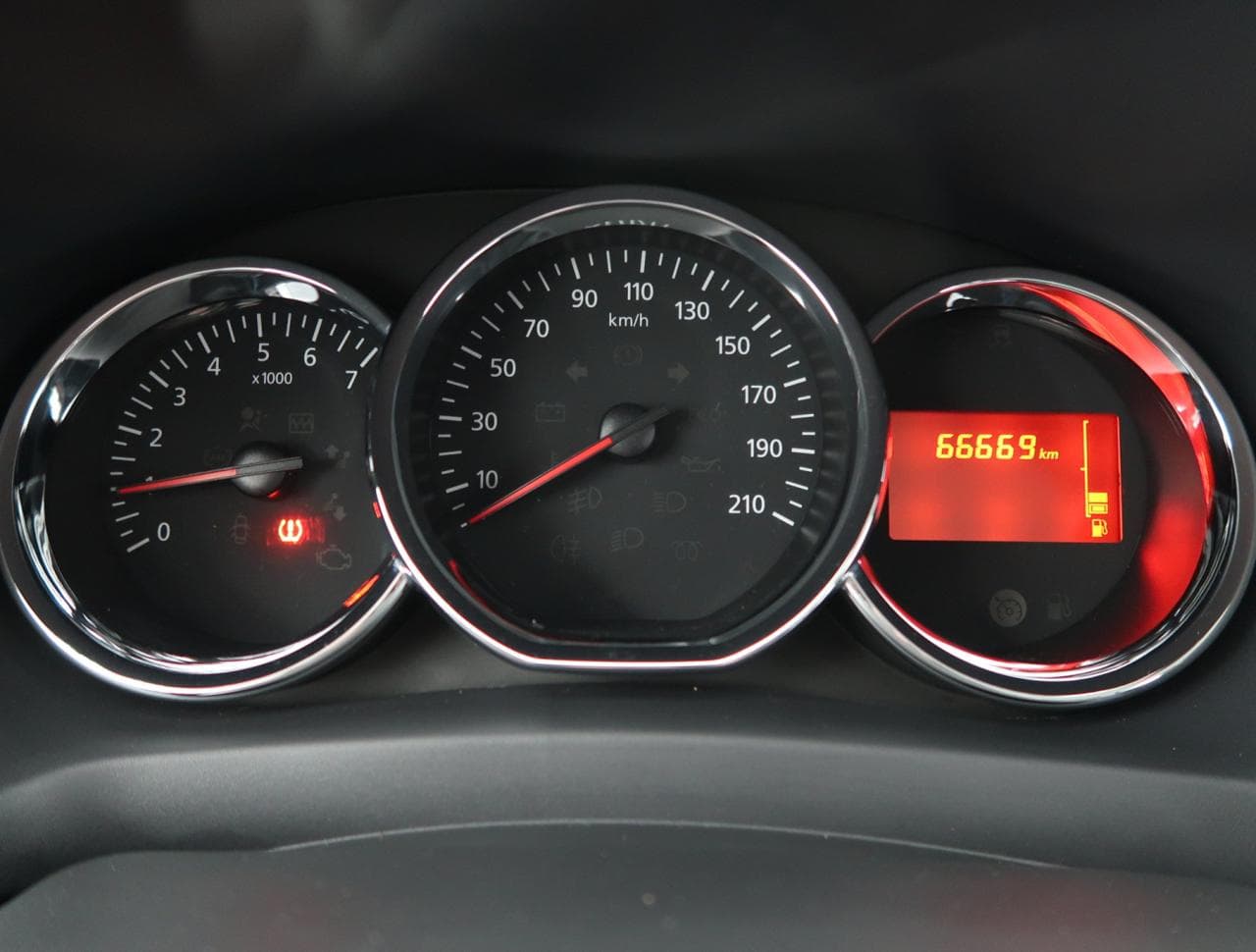 2016 Dacia LOGAN - 28