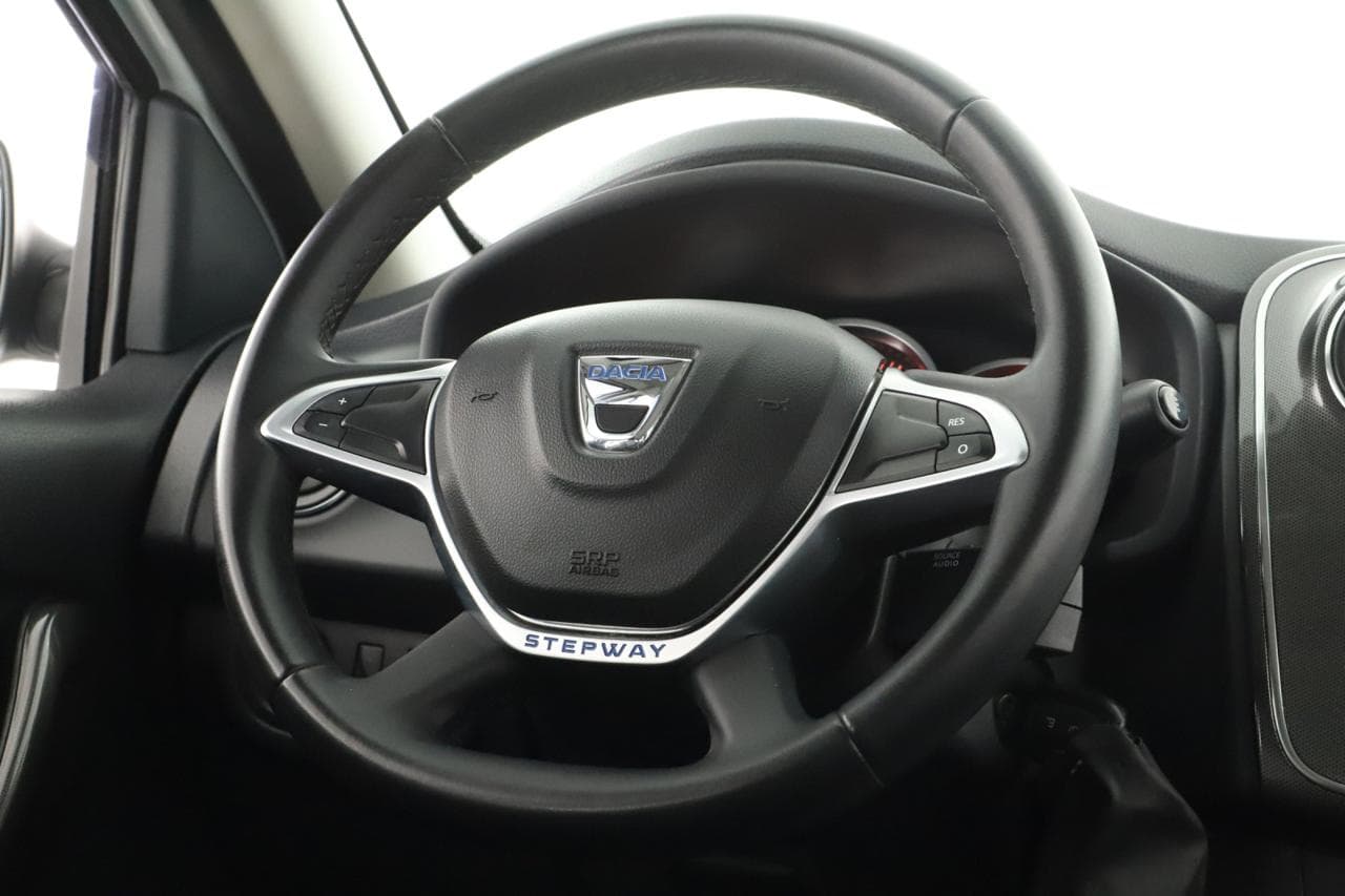 2018 Dacia LOGAN - 32