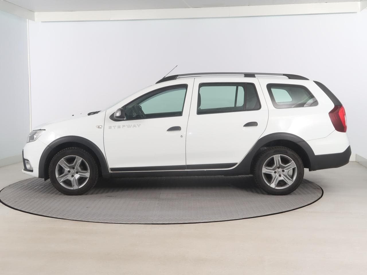 2018 Dacia LOGAN - 5