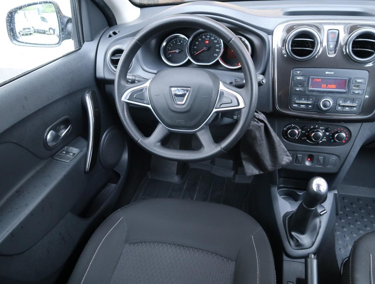 2018 Dacia LOGAN - 23